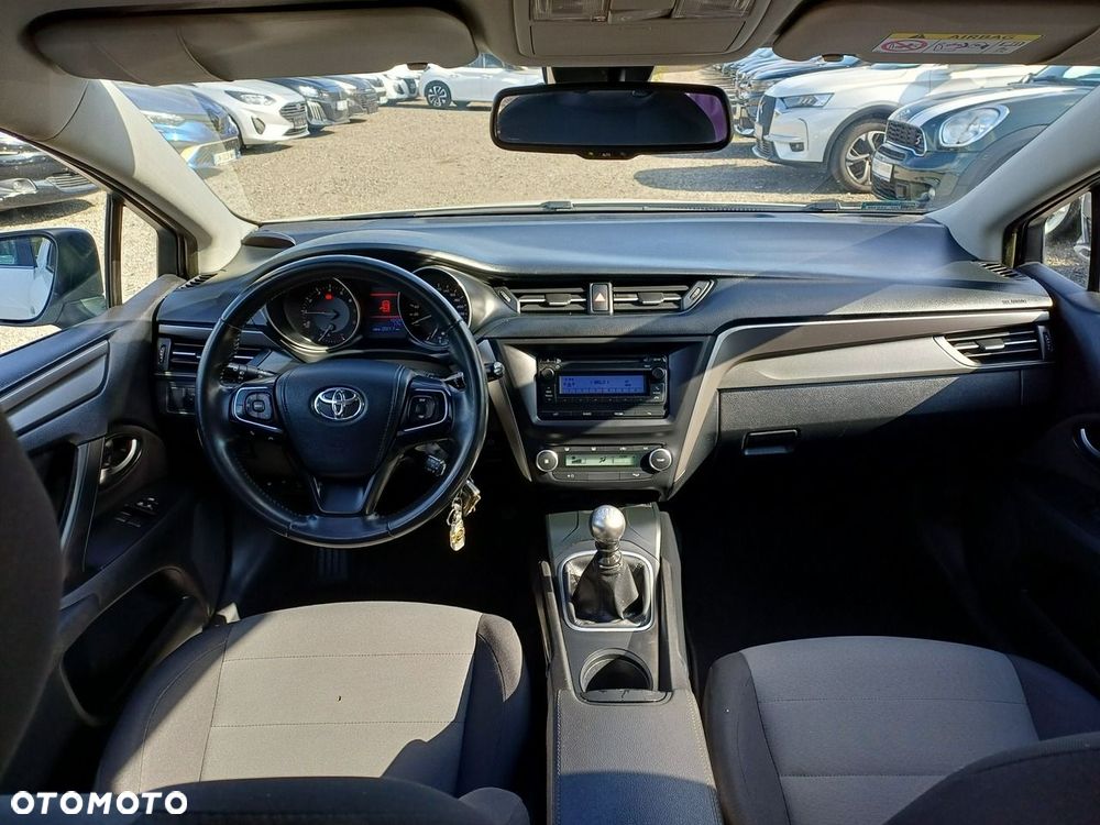 Toyota Avensis 1.8 Selection - 17