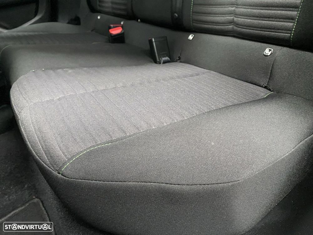 Peugeot 208 1.2 PureTech Active - 19