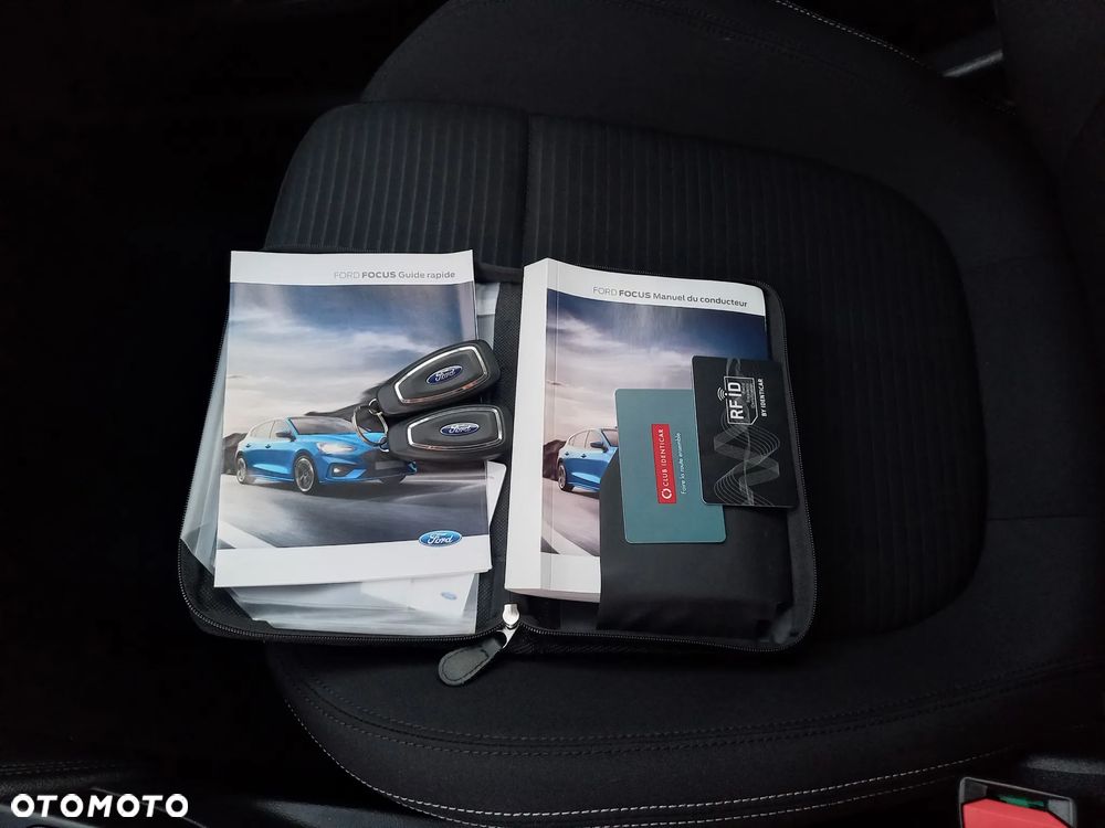 Ford Focus 1.5 EcoBlue Start-Stopp-System TITANIUM - 34