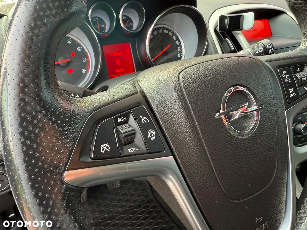 Opel Astra 1.6 Turbo Sport - 21