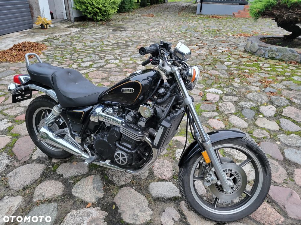 Yamaha Maxim - 4