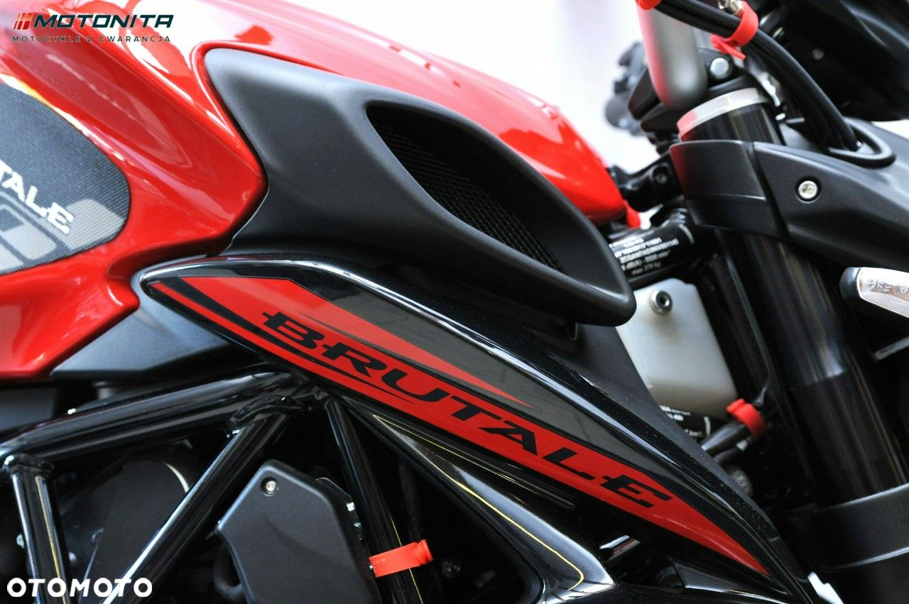 MV AGUSTA Brutale - 17