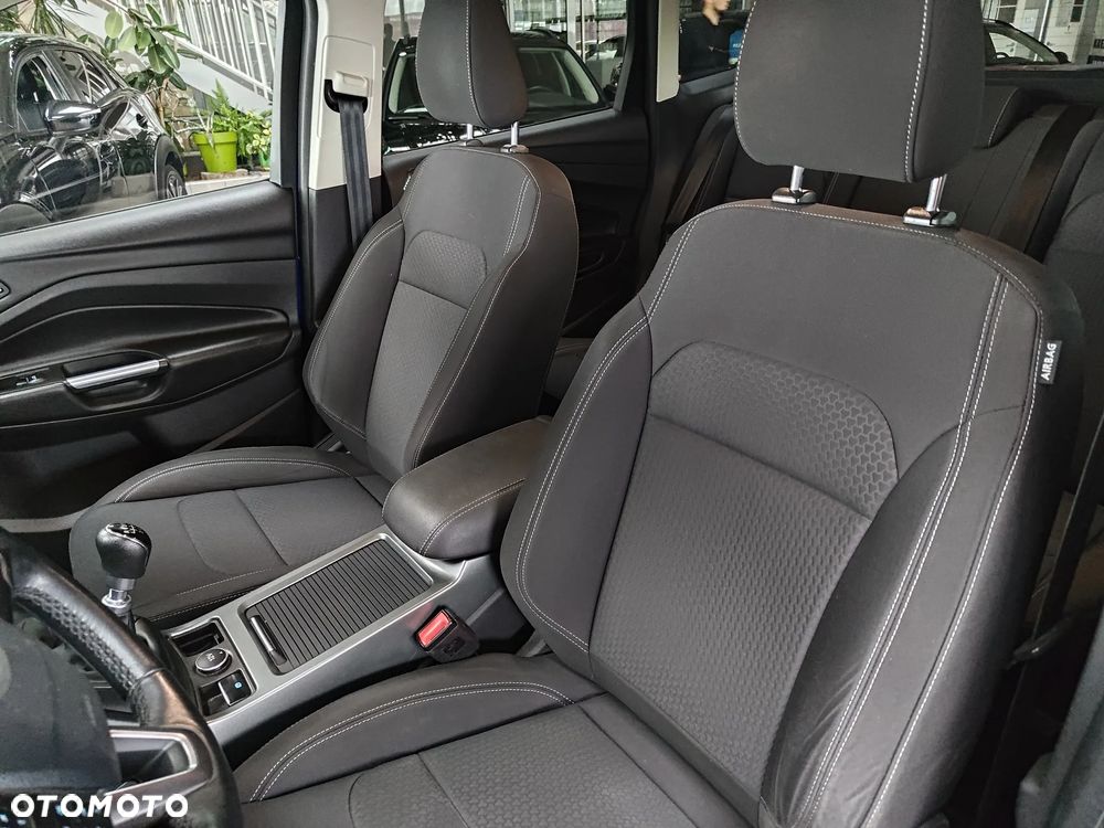Ford Kuga 1.5 EcoBoost FWD Titanium ASS - 17