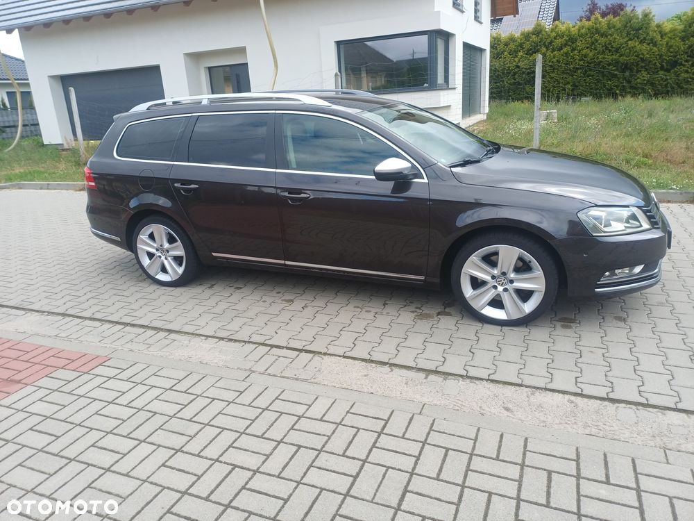 Volkswagen Passat 2.0 TDI 4Mot Highline DSG - 3