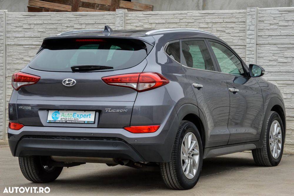 Hyundai Tucson blue 1.7 CRDi 2WD Passion - 32