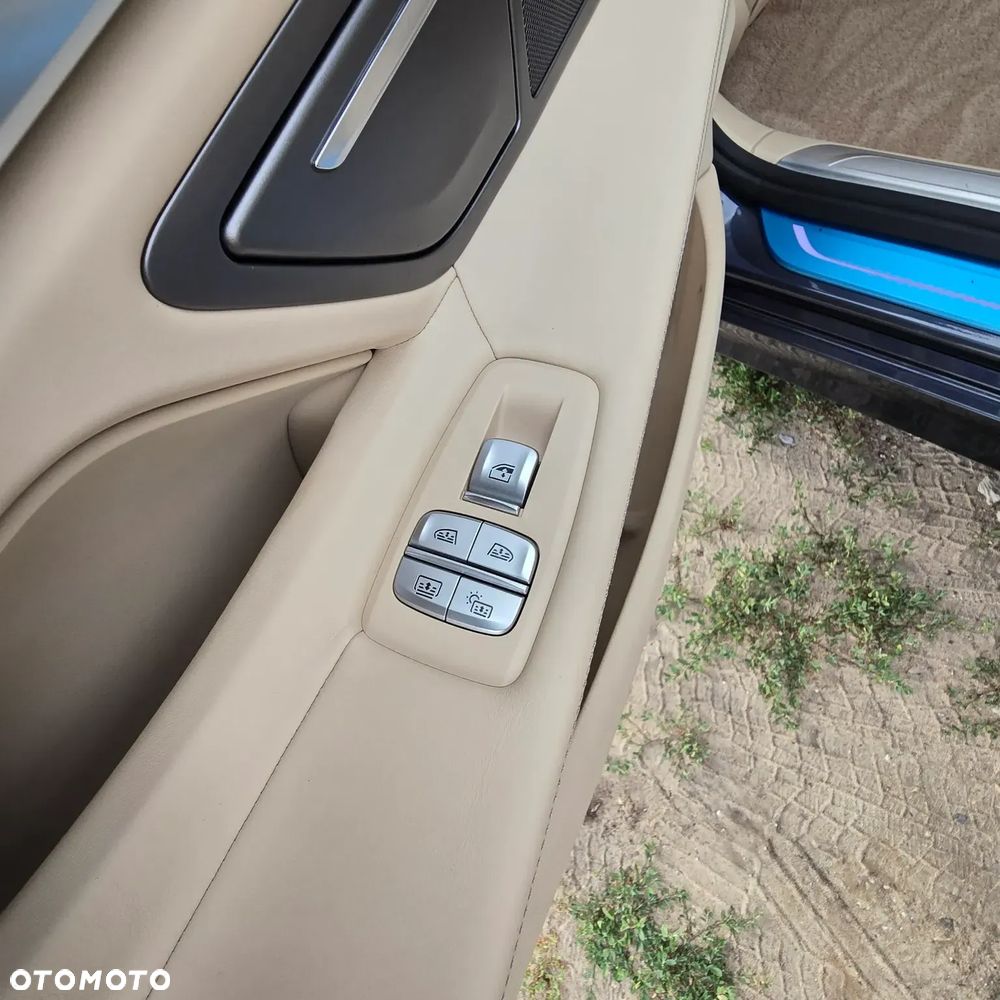 BMW Seria 7 750Li Edition Exclusive - 22