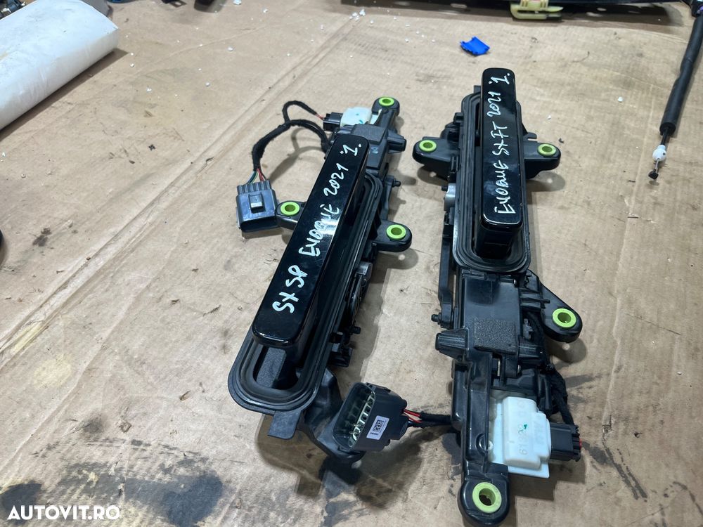 Manere usi stanga fata sau spate range rover Evoque L551 - 2