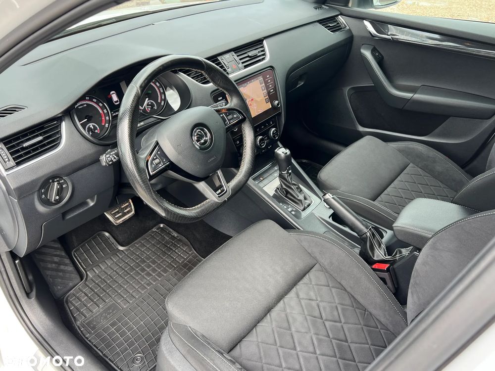 Skoda Octavia 2.0 TDI 4x4 DSG RS - 15