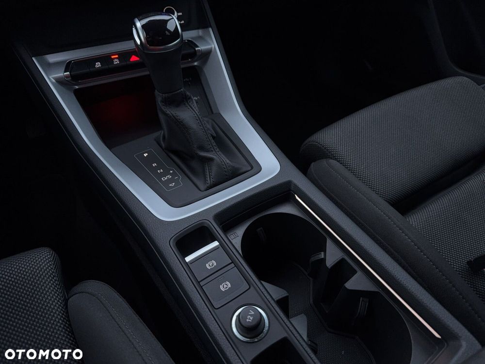Audi Q3 35 TFSI S tronic - 28