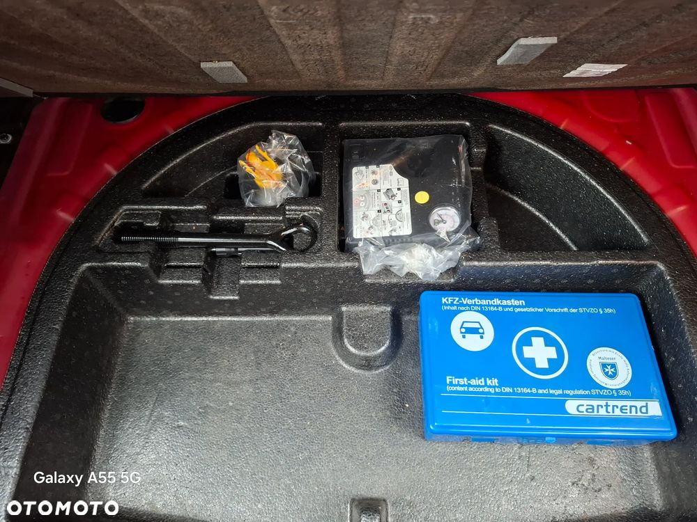 Hyundai i30 1.4 Premiere Comfort - 29