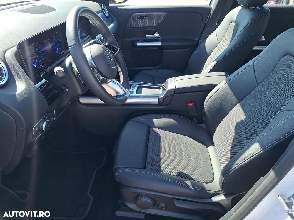 Mercedes-Benz EQA 300 4MATIC - 14