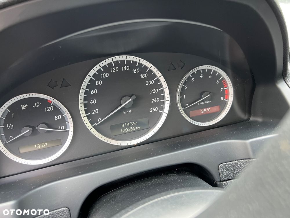 Mercedes-Benz Klasa C 180 K BlueEff Avantgarde - 13