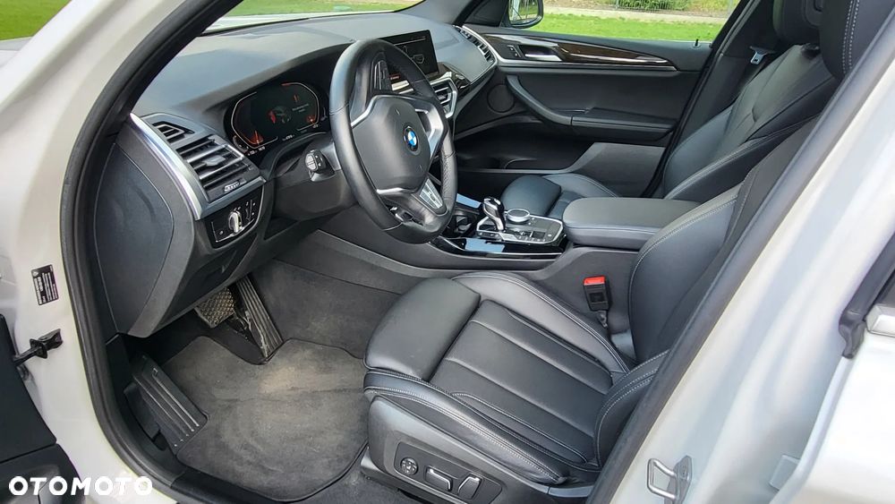 BMW X3 xDrive30i Luxury Line - 8