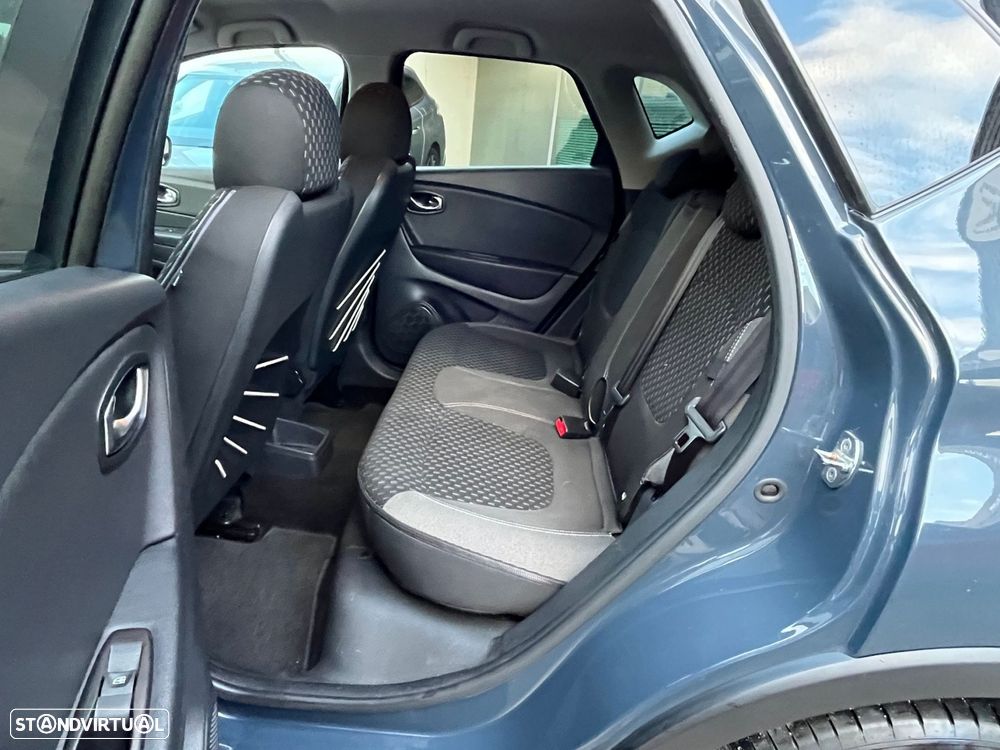 Renault Captur 0.9 TCE Initiale Paris - 15