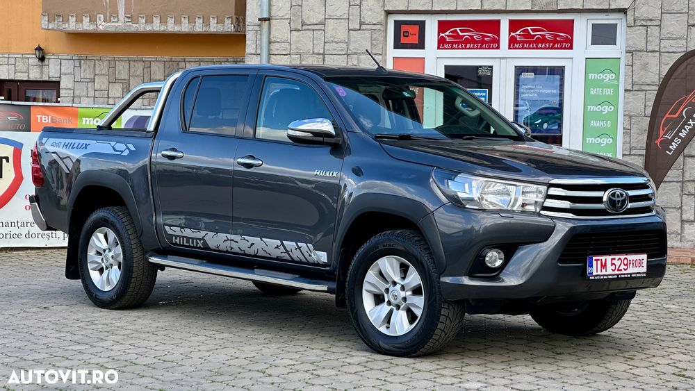 Toyota Hilux - 2