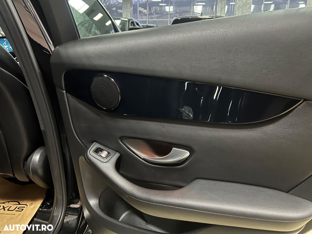 Mercedes-Benz GLC - 18