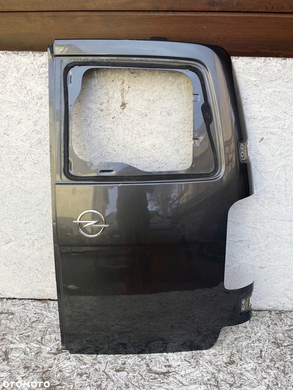 DRZWI LEWE TYLNE OPEL COMBO E - 1