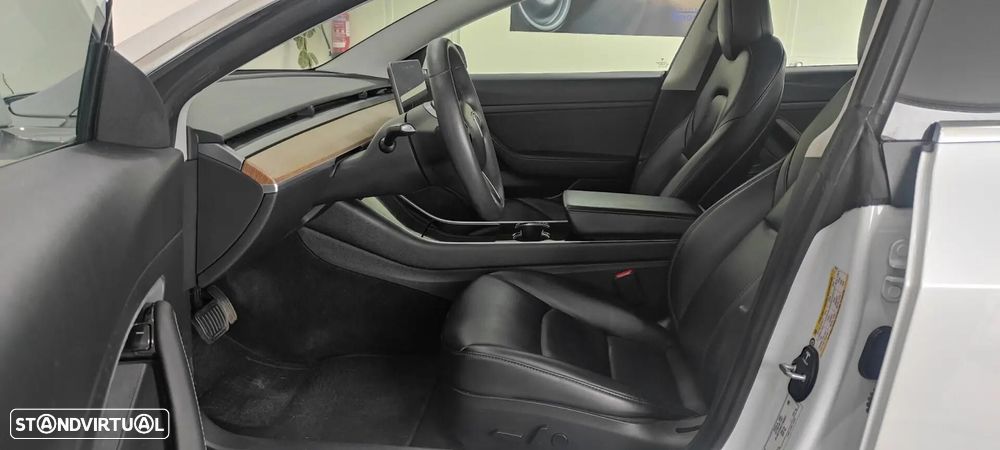 Tesla Model 3 Standard RWD - 17