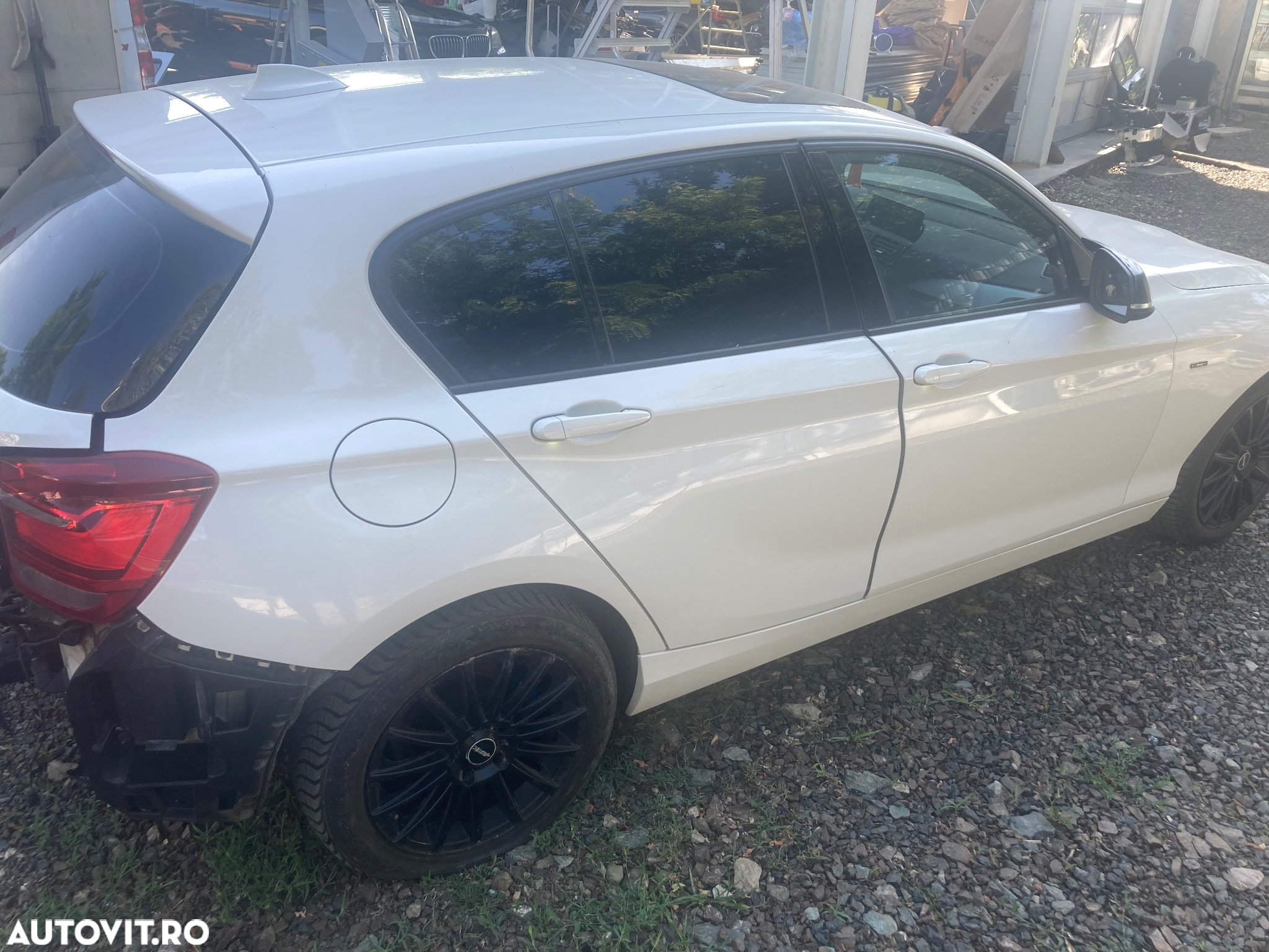 BMW Seria 1 118d Sport Line - 4