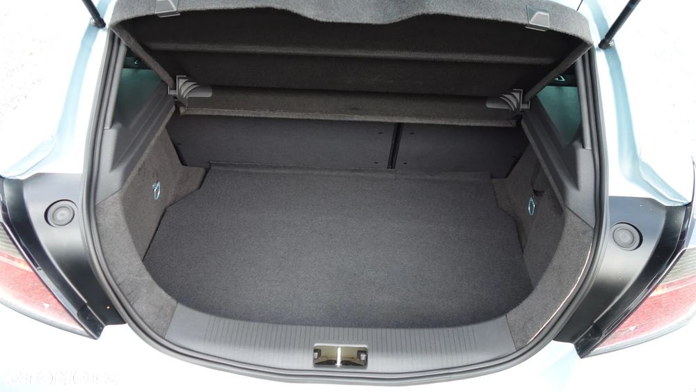 Opel Astra 1.8 Sport - 30