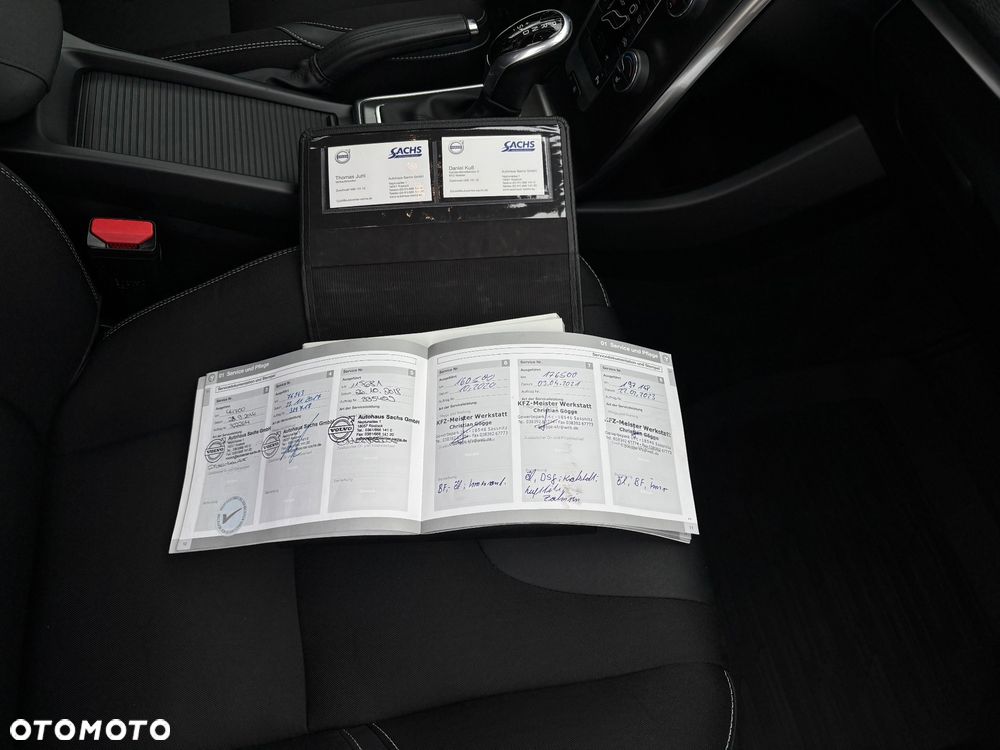 Volvo V40 D2 Momentum - 32