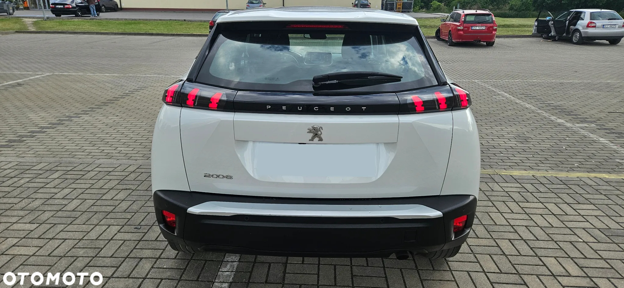 Peugeot 2008 PureTech 100 Allure - 17