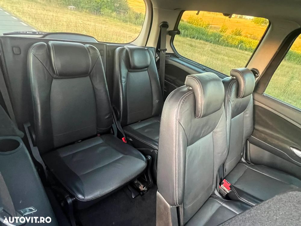 Ford Galaxy 2.0 TDCi Ghia - 10