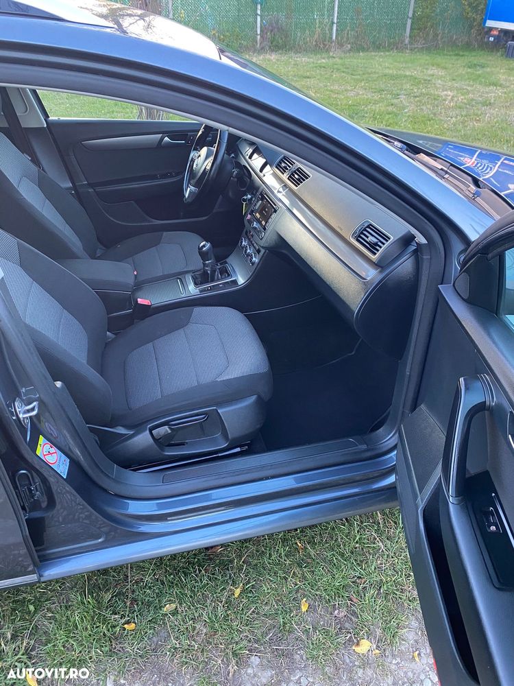 Volkswagen Passat 1.6 TDI BlueMotion Technology Highline - 10