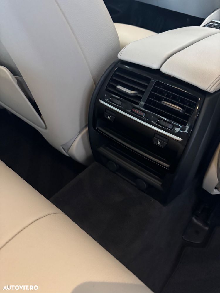 BMW Seria 5 520d AT - 9