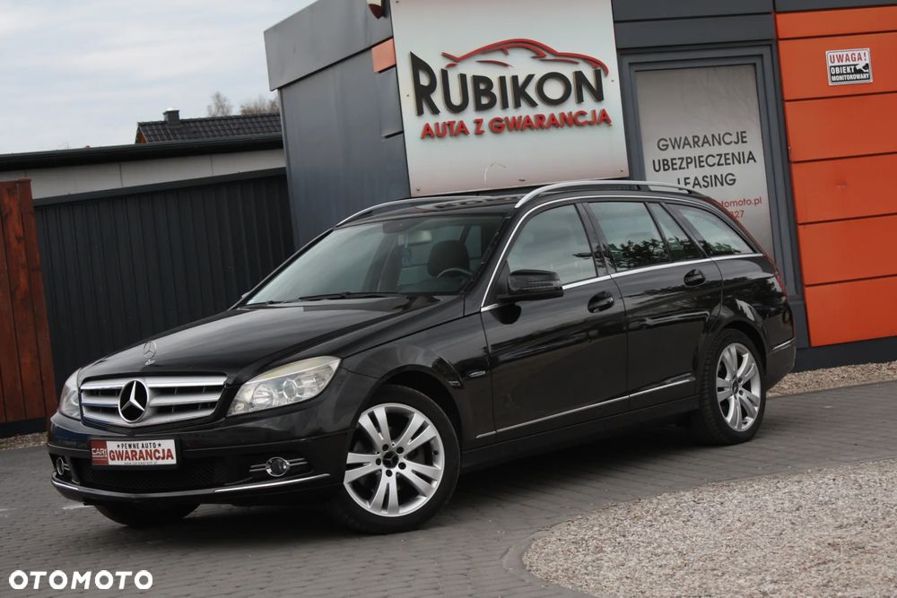 Mercedes-Benz Klasa C 180 CGI BlueEFFICIENCY Avantgarde - 9