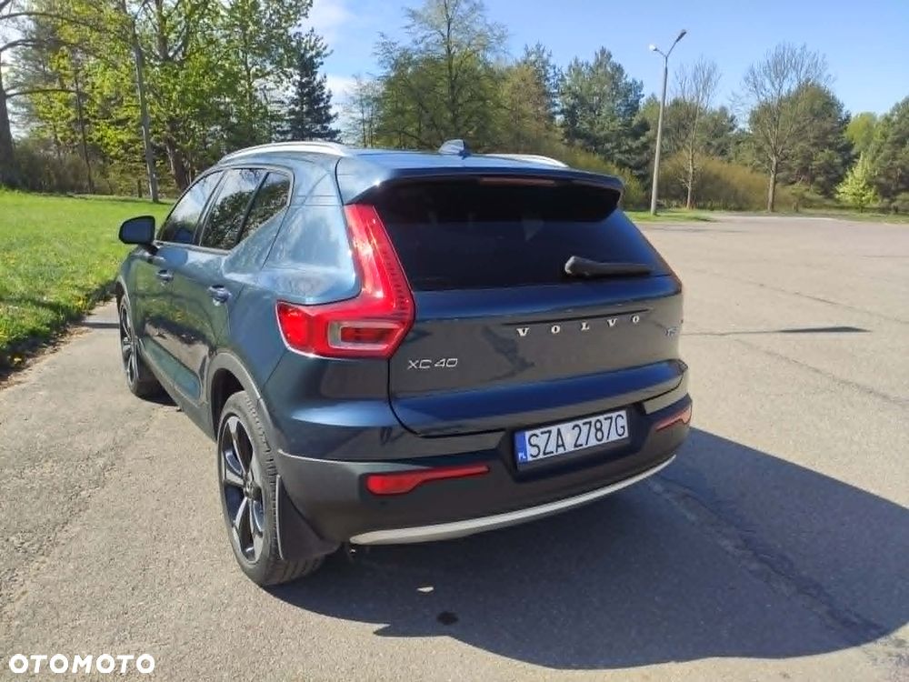 Volvo XC 40 T5 AWD Momentum - 3
