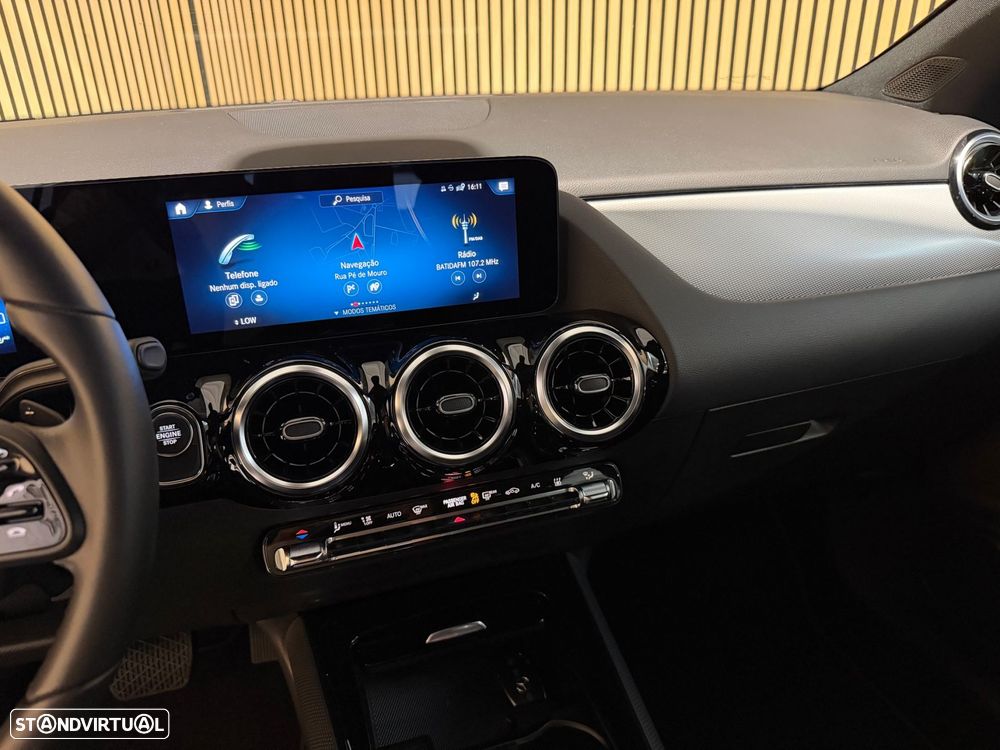 Mercedes-Benz GLA 250 e Progressive - 13