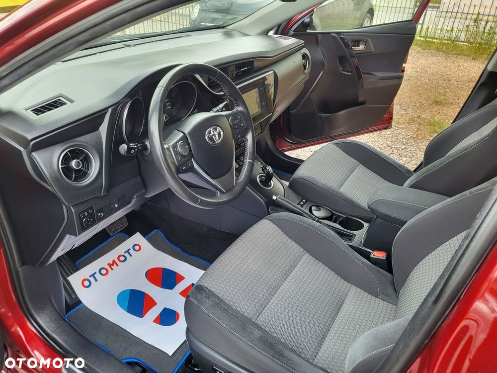Toyota Auris - 14