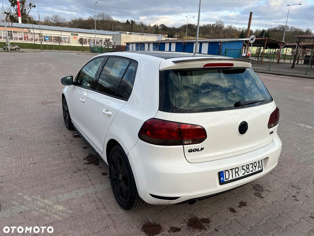 Volkswagen Golf 1.6 TDI DPF Highline - 7