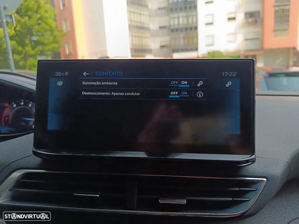 Peugeot 3008 1.2 PureTech Allure EAT8 - 51