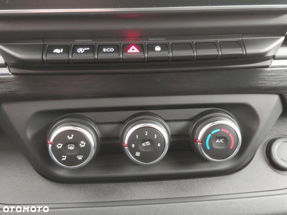Renault Trafic - 21