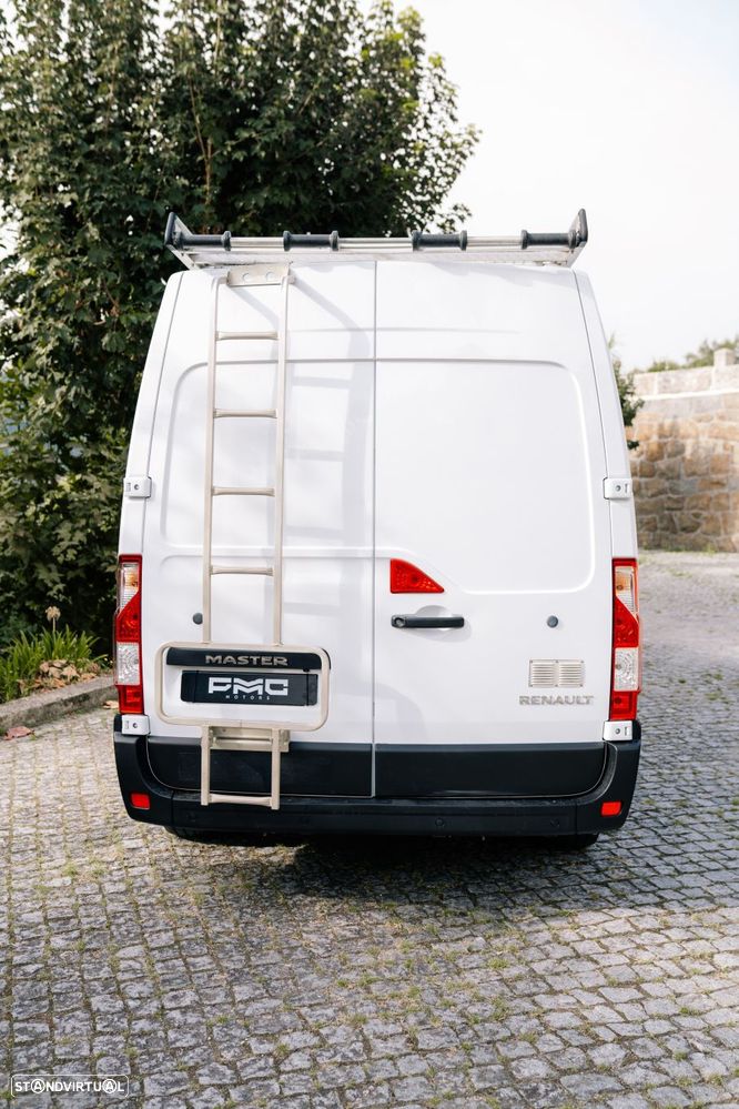 Renault Master Outro - 10