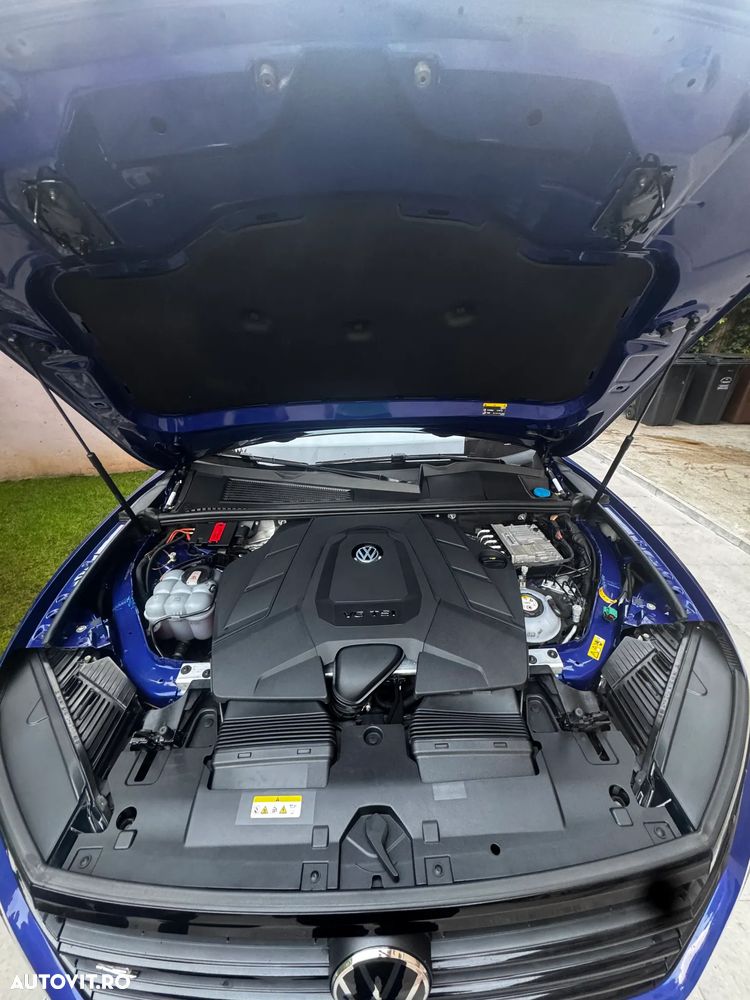 Volkswagen Touareg - 19