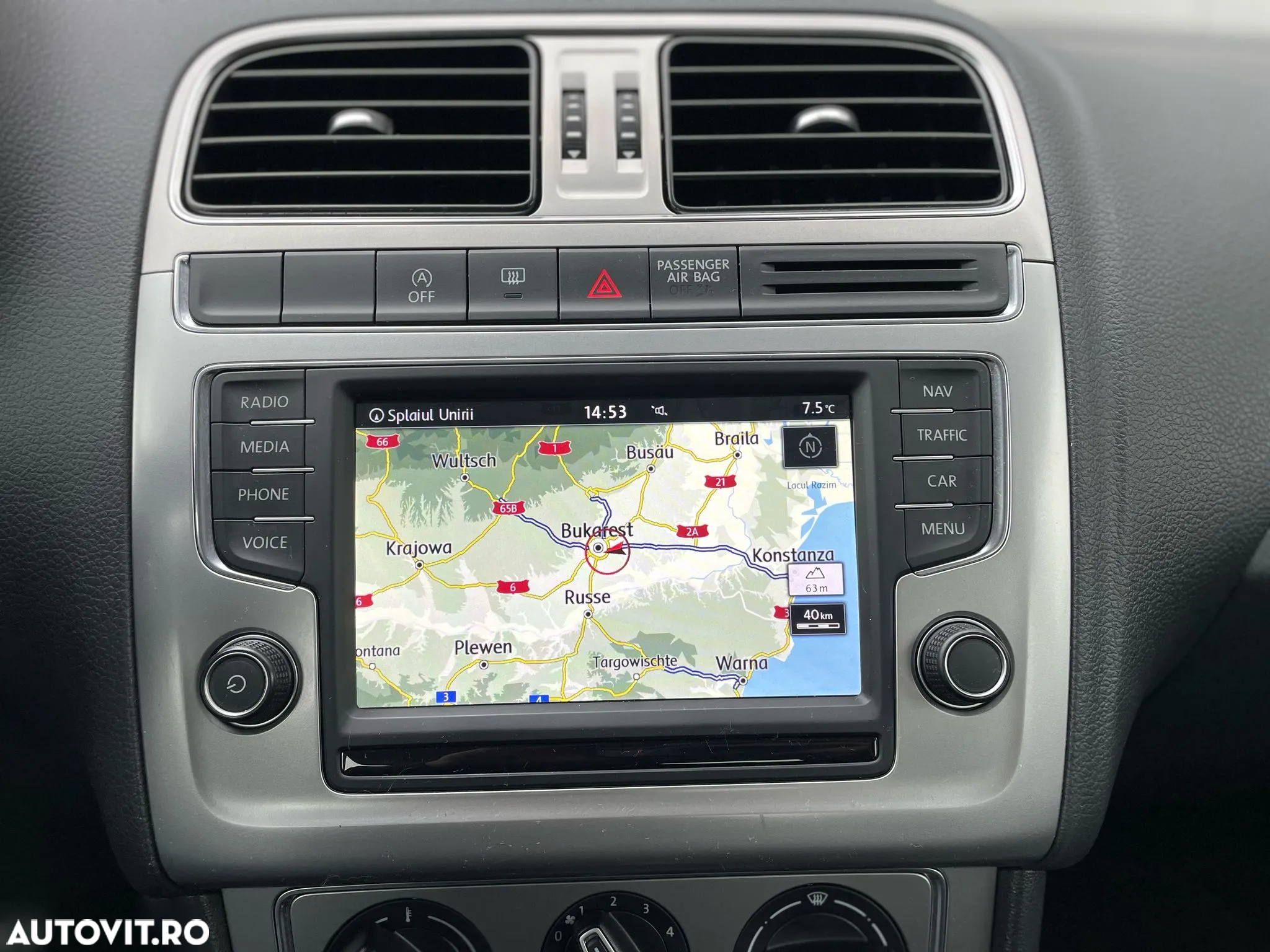 Volkswagen Polo 1.4 TDI (Blue Motion Technology) Comfortline - 15