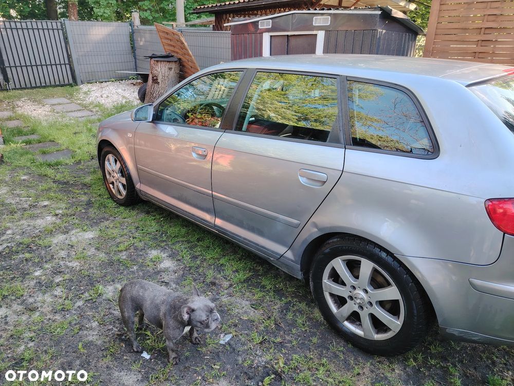 Audi A3 Sportback 2.0 FSI Ambiente - 5