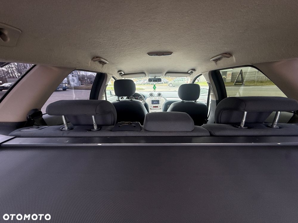 Ford Mondeo 1.8 TDCi Titanium - 20