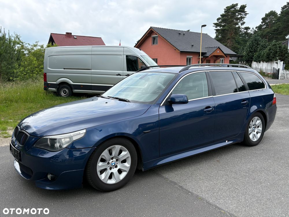 BMW Seria 5 525i - 2