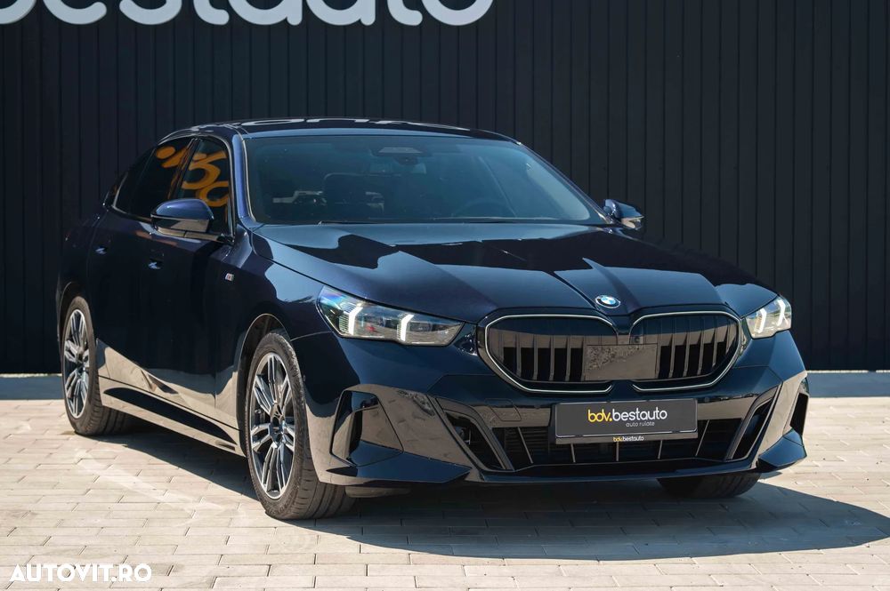 BMW Seria 5 520d xDrive Aut. - 24