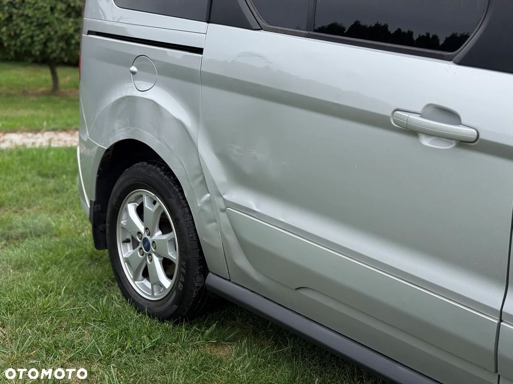 Ford Tourneo Connect 1.5 TDCi Titanium - 31