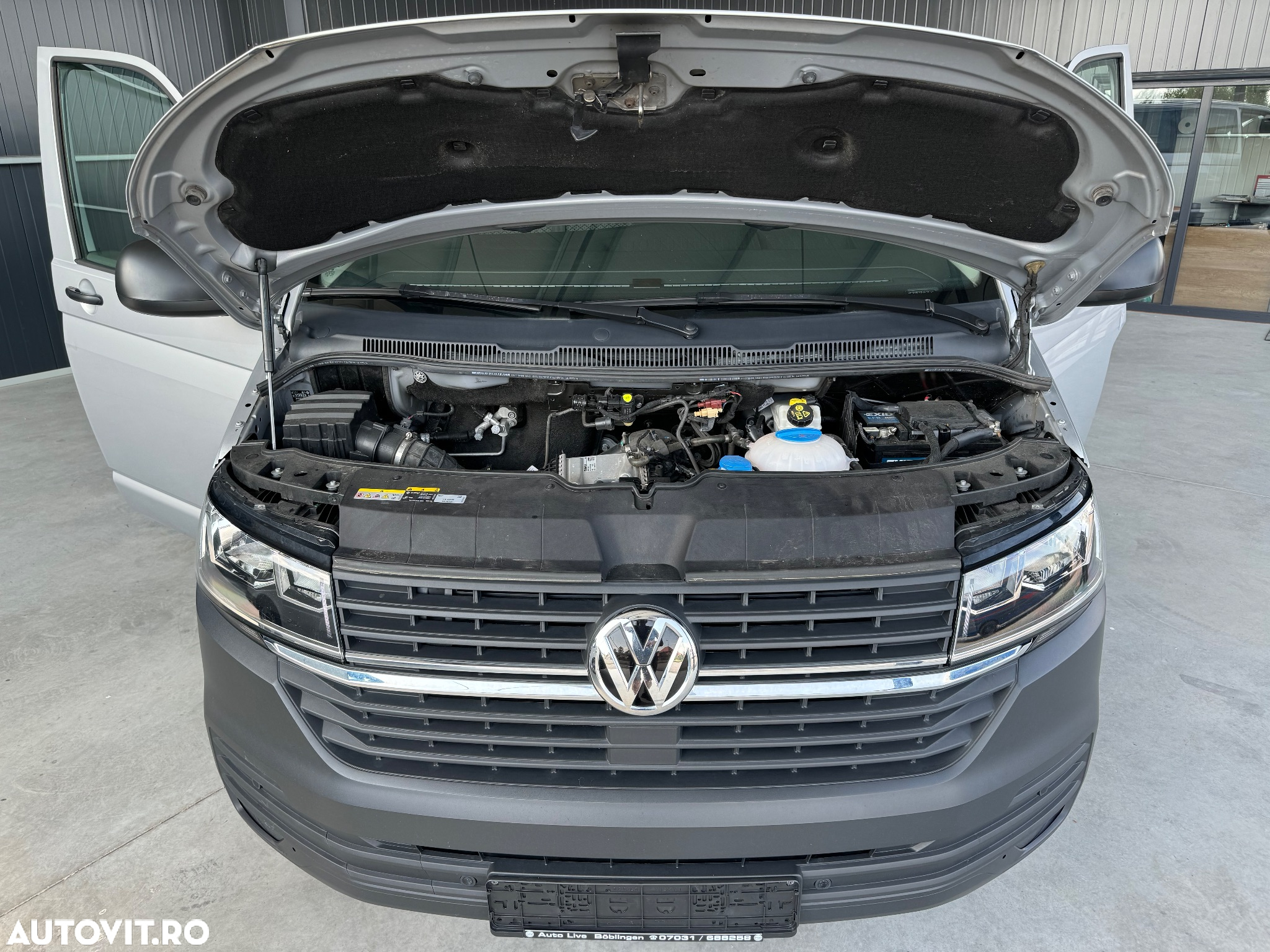 Volkswagen Caravelle T6.1 2.0 TDI 110 kW KR Highline - 27