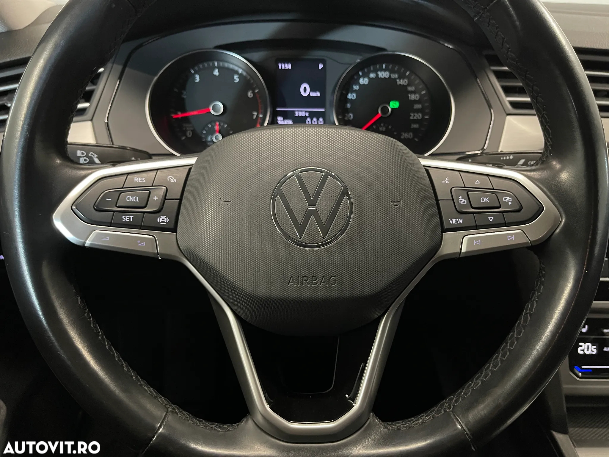 Volkswagen Passat 1.5 TSI ACT DSG Comfortline - 23