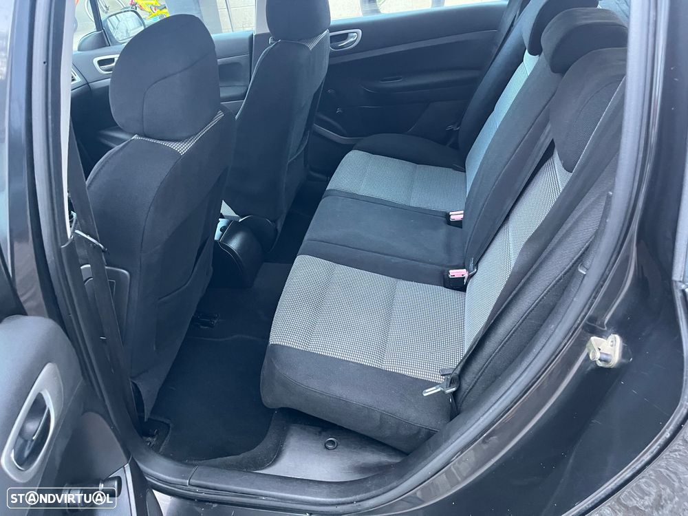 Peugeot 307 Break 1.6 HDi XS Premium - 8
