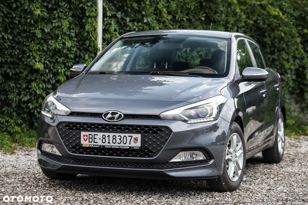 Hyundai i20 blue 1.2 Advantage+ - 6