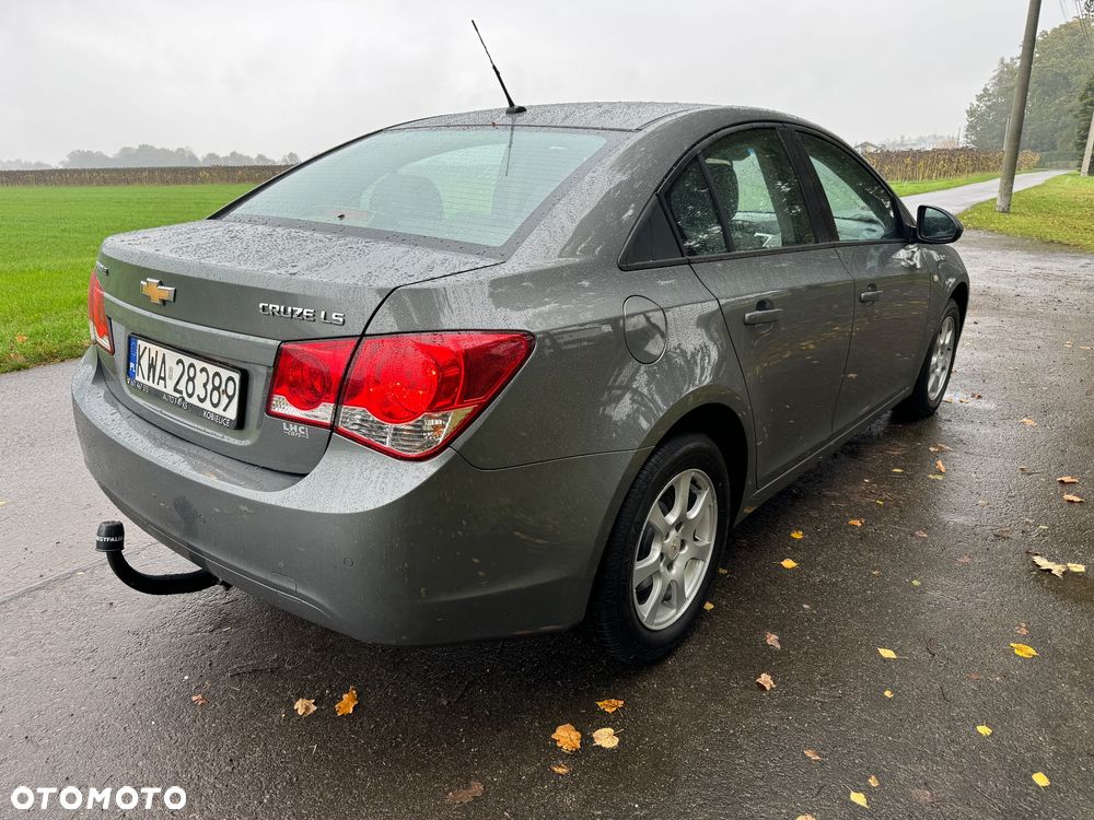 Chevrolet Cruze - 5