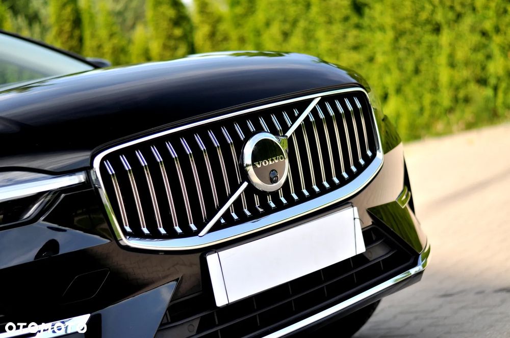 Volvo XC 60 T6 AWD Plug-In Hybrid Inscription - 9